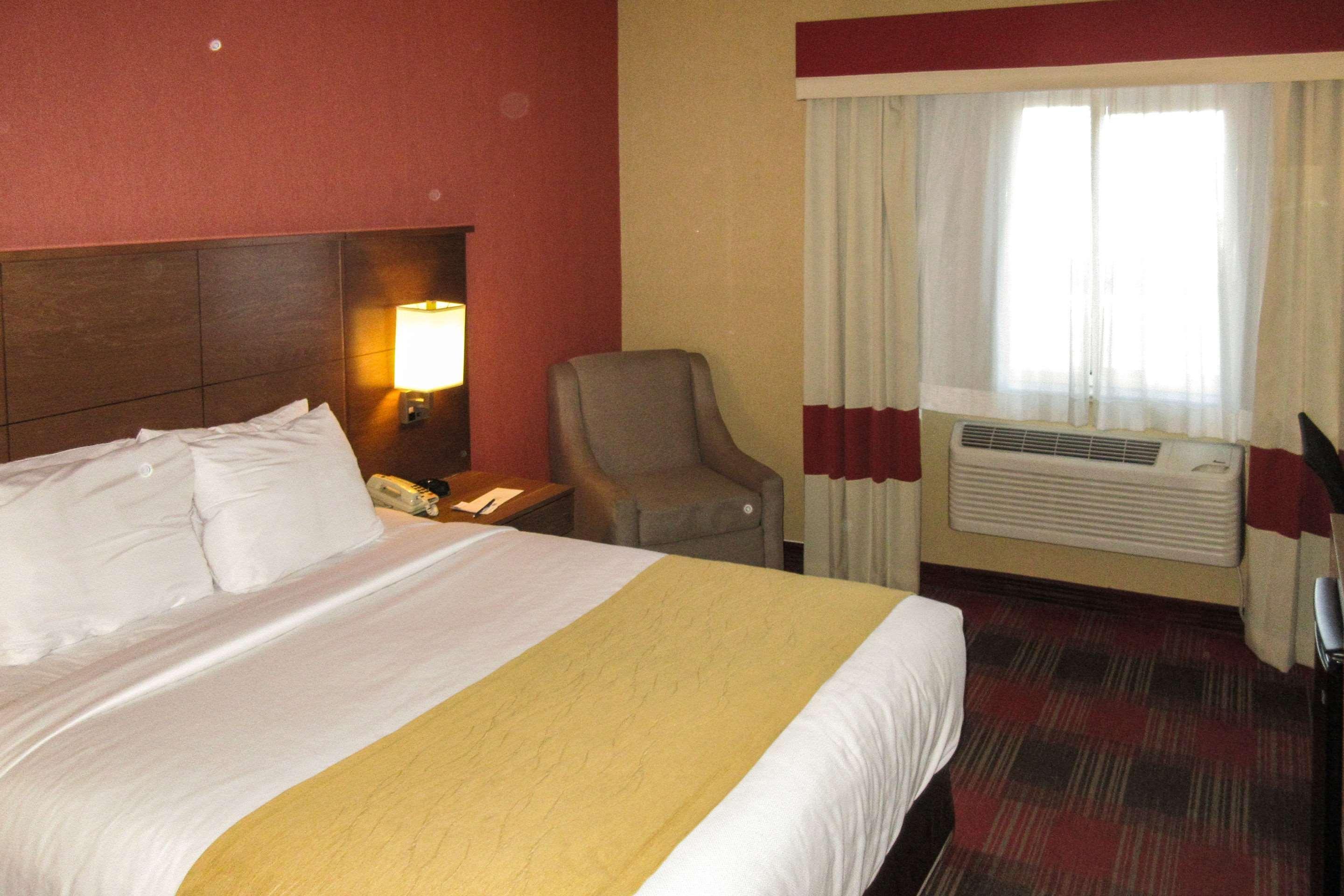Comfort Inn Flagstaff Lucky Lane I-40 Экстерьер фото